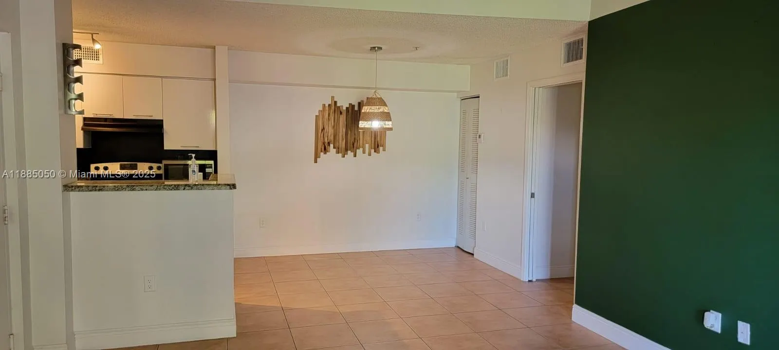 2113 Renaissance Blvd, #201