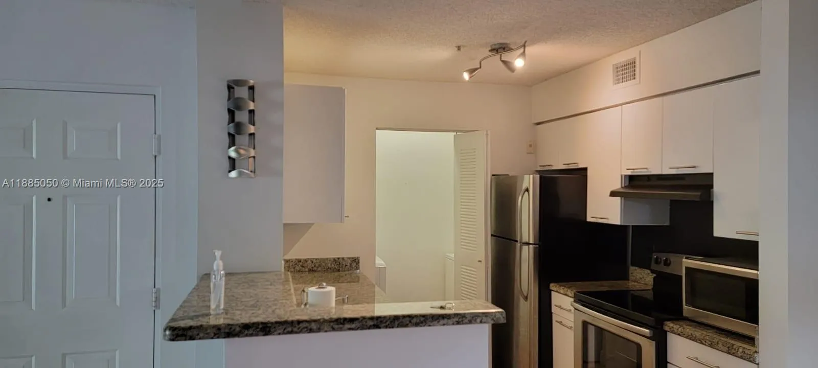 2113 Renaissance Blvd, #201