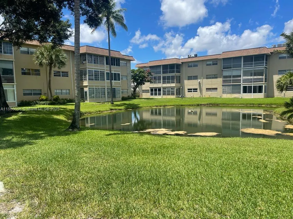 5051 W Oakland Park Blvd, #204