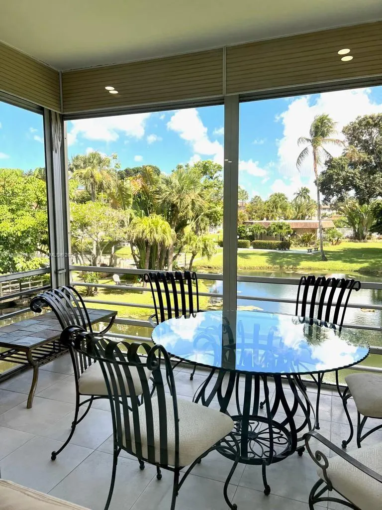 5051 W Oakland Park Blvd, #204