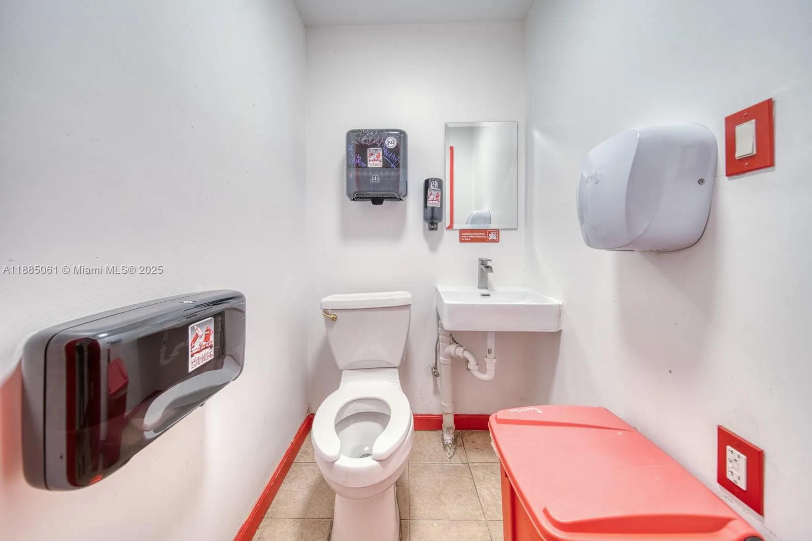 Quick Service Restaurant For Sale In Downtown Miami