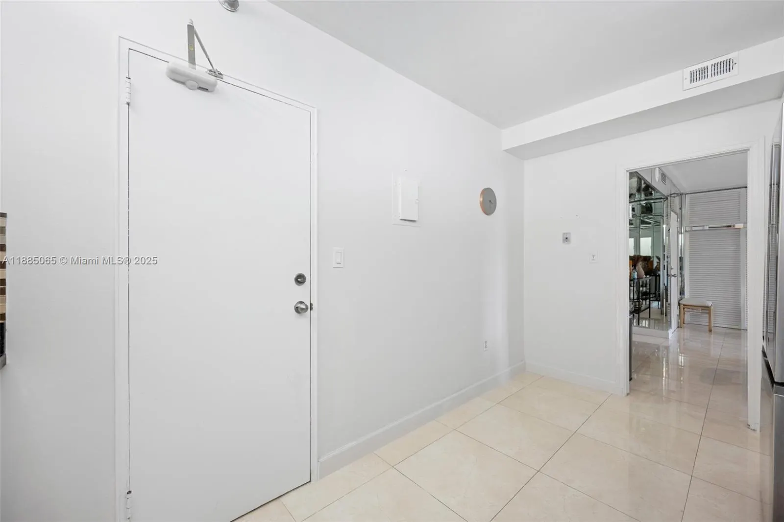 10185 Collins Ave, #306