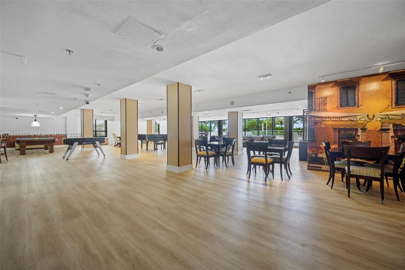 10185 Collins Ave, #306