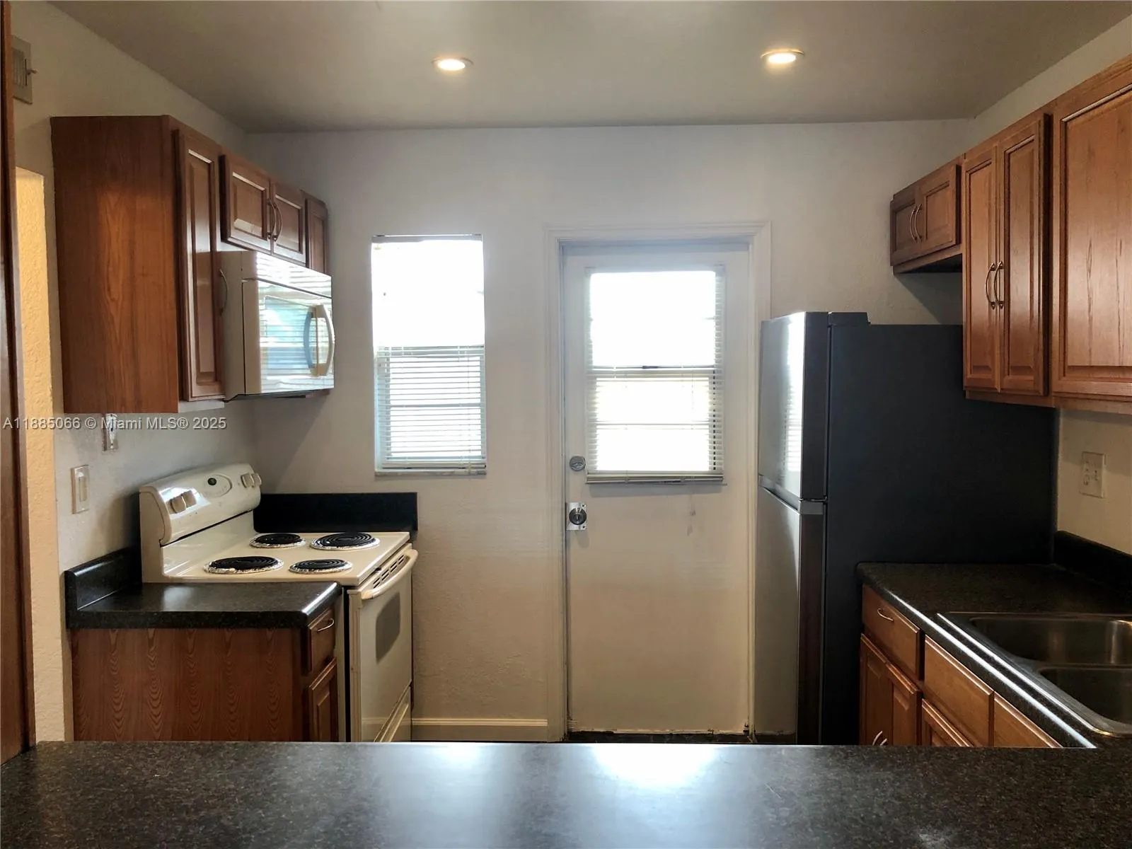 8121 SW 24th Ct, #304
