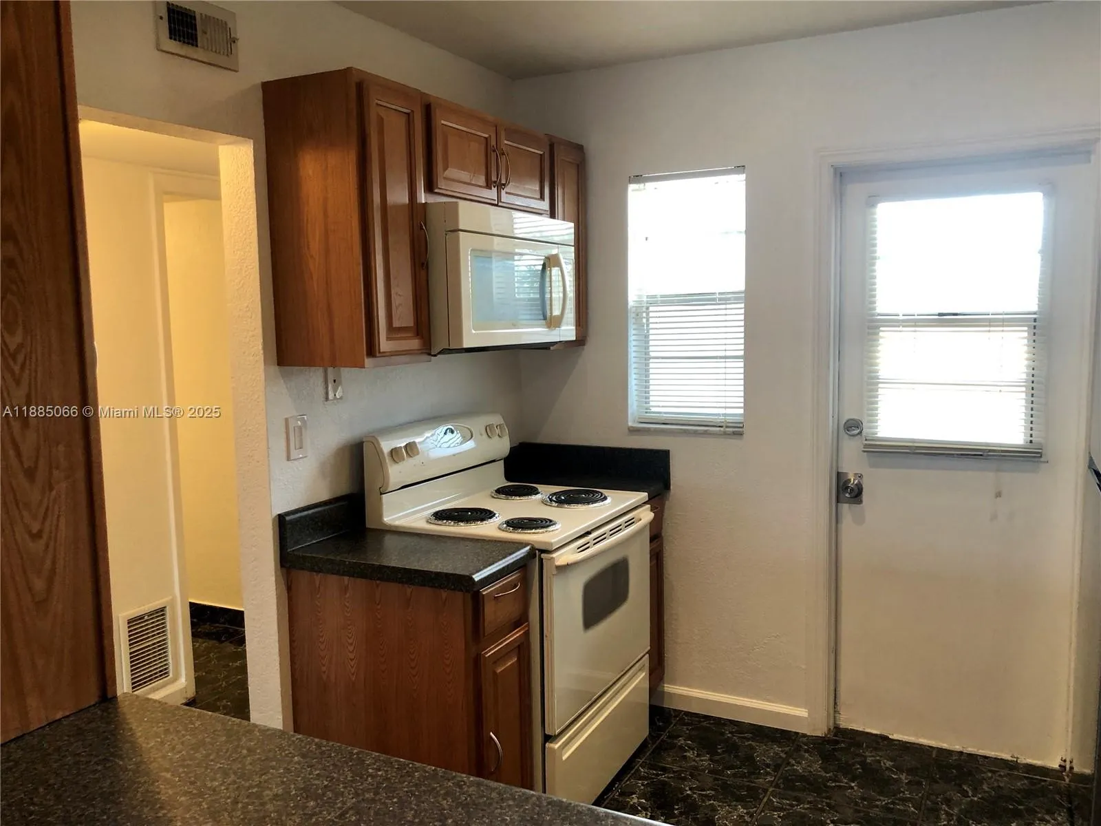 8121 SW 24th Ct, #304
