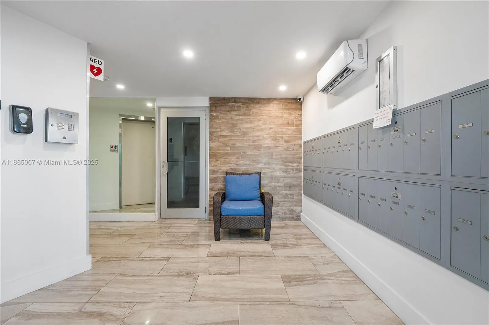 3199 S Ocean Dr, #206