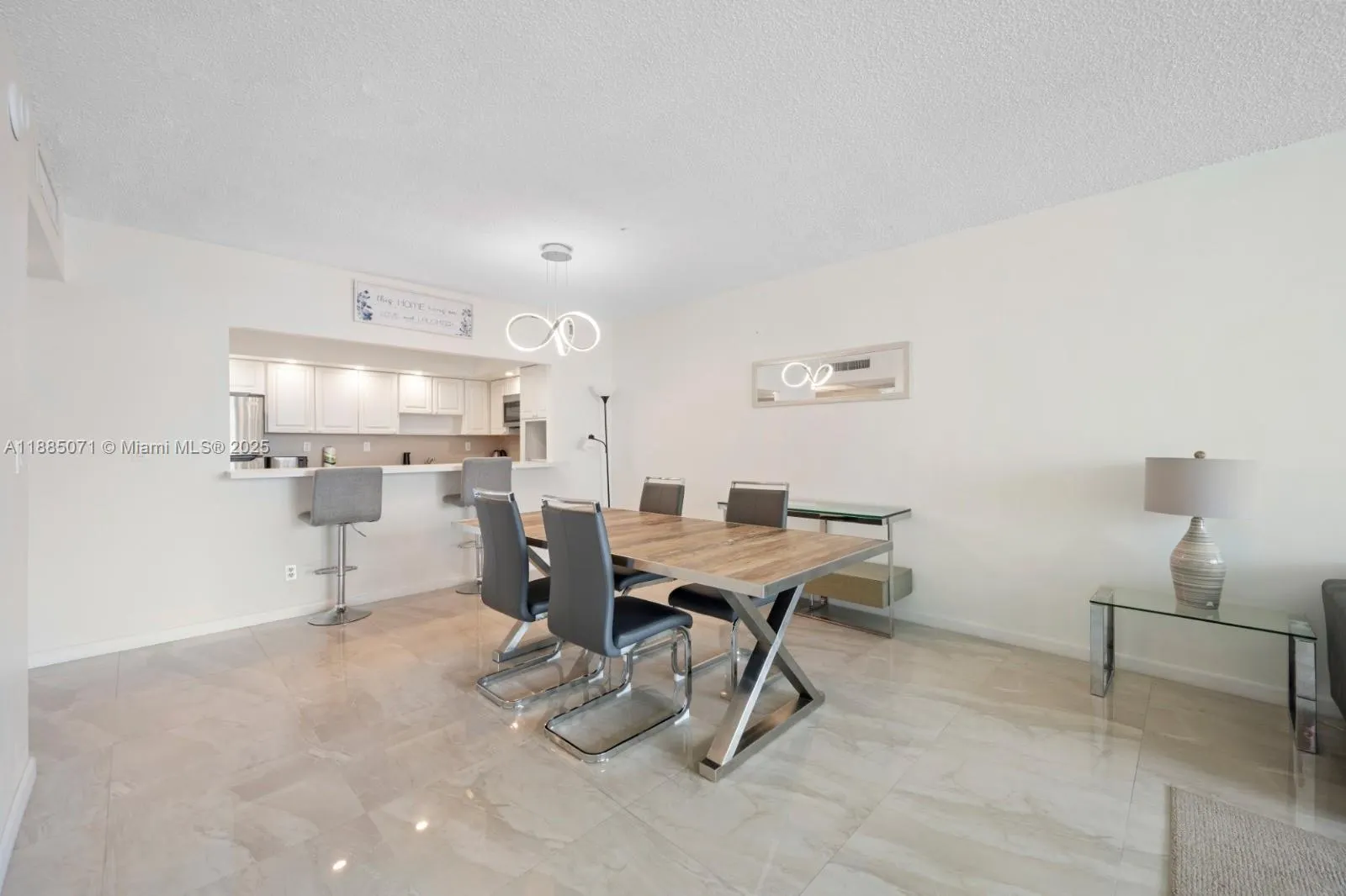 19370 Collins Ave, #1425