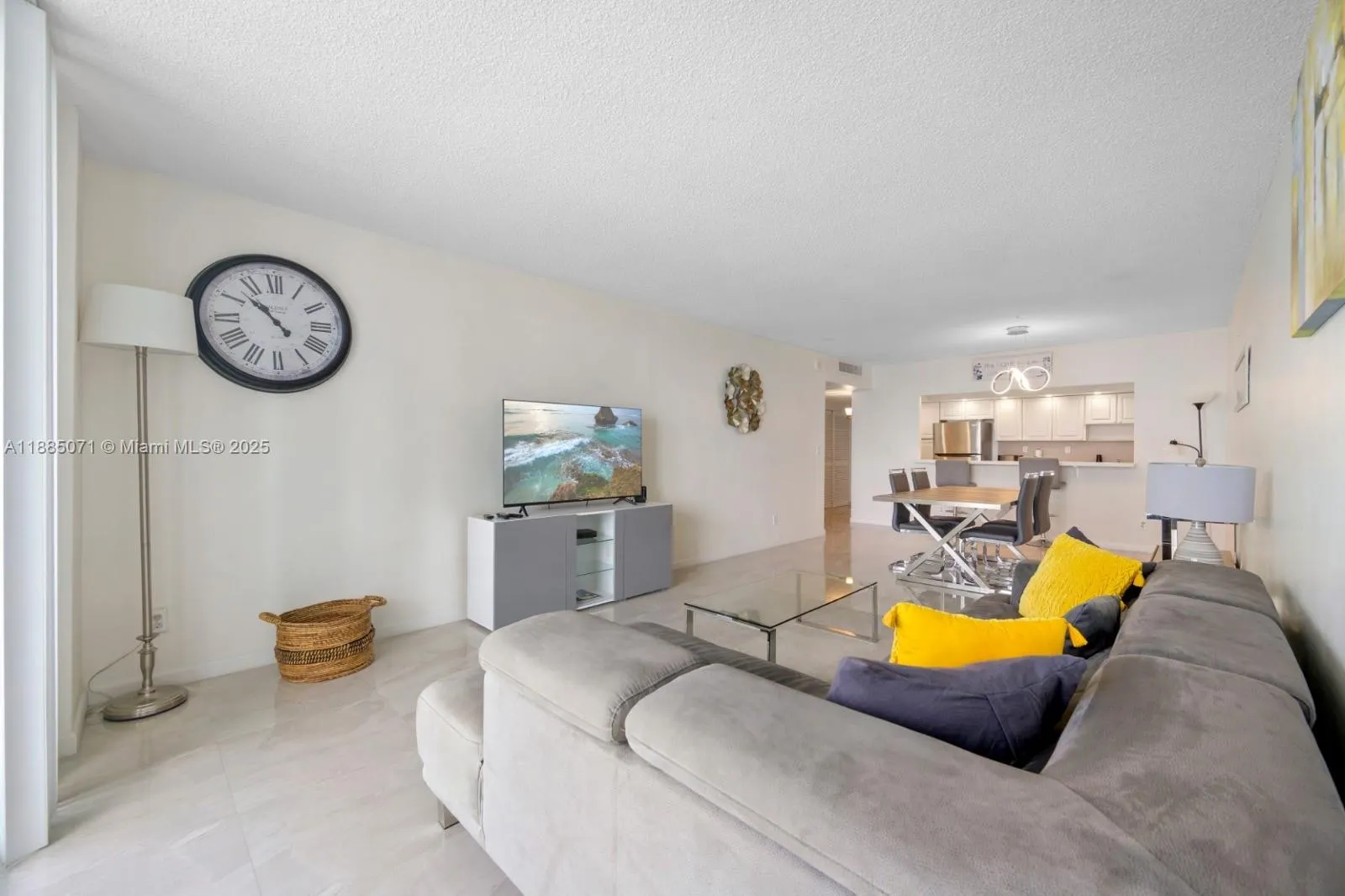 19370 Collins Ave, #1425