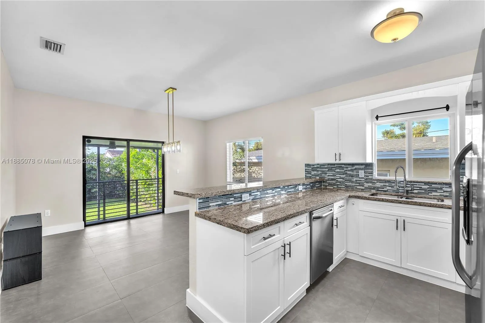 3508 NW 19th Ter
