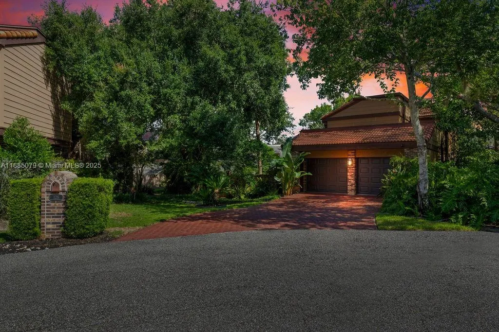 128 Woodmill Rd.