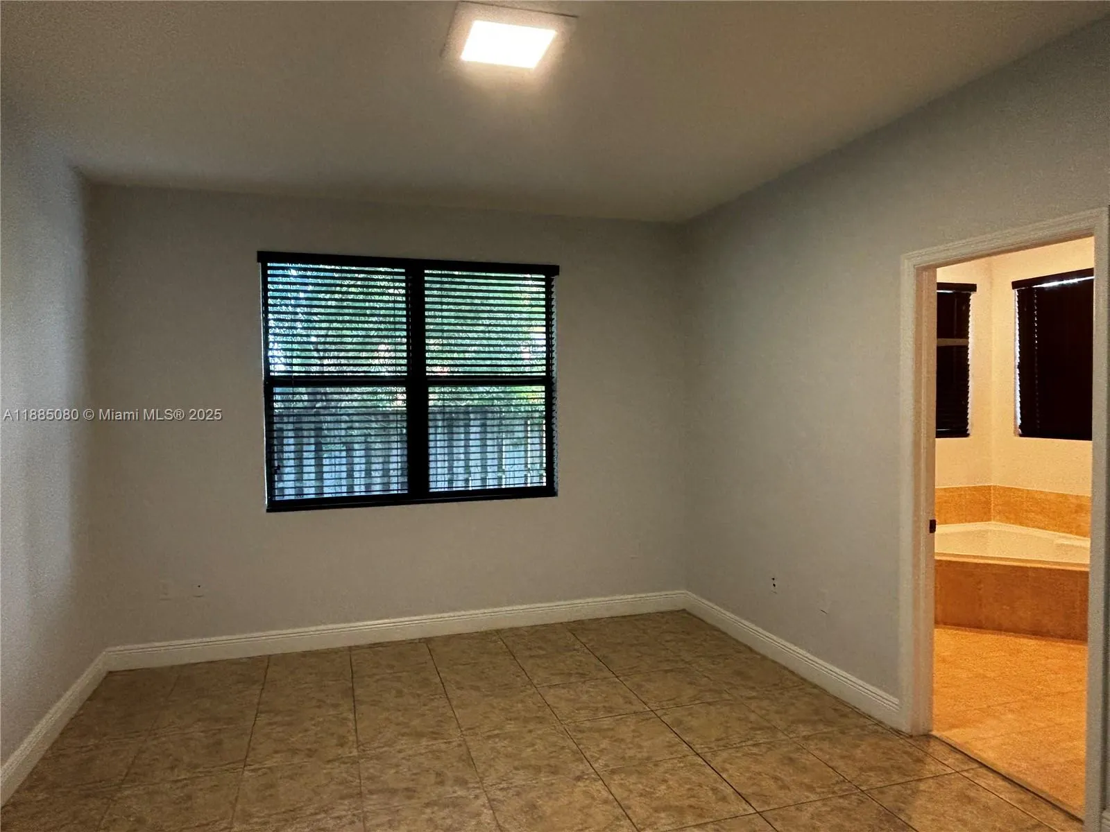 9780 NW 8th Ter