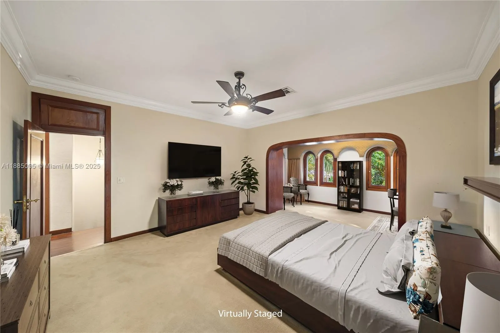 225 Alesio Ave