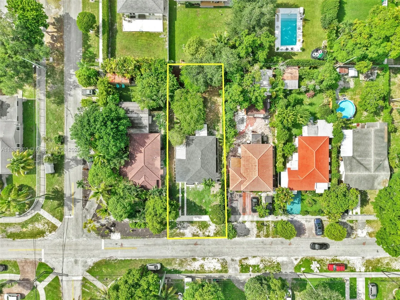 82 NE 117th St