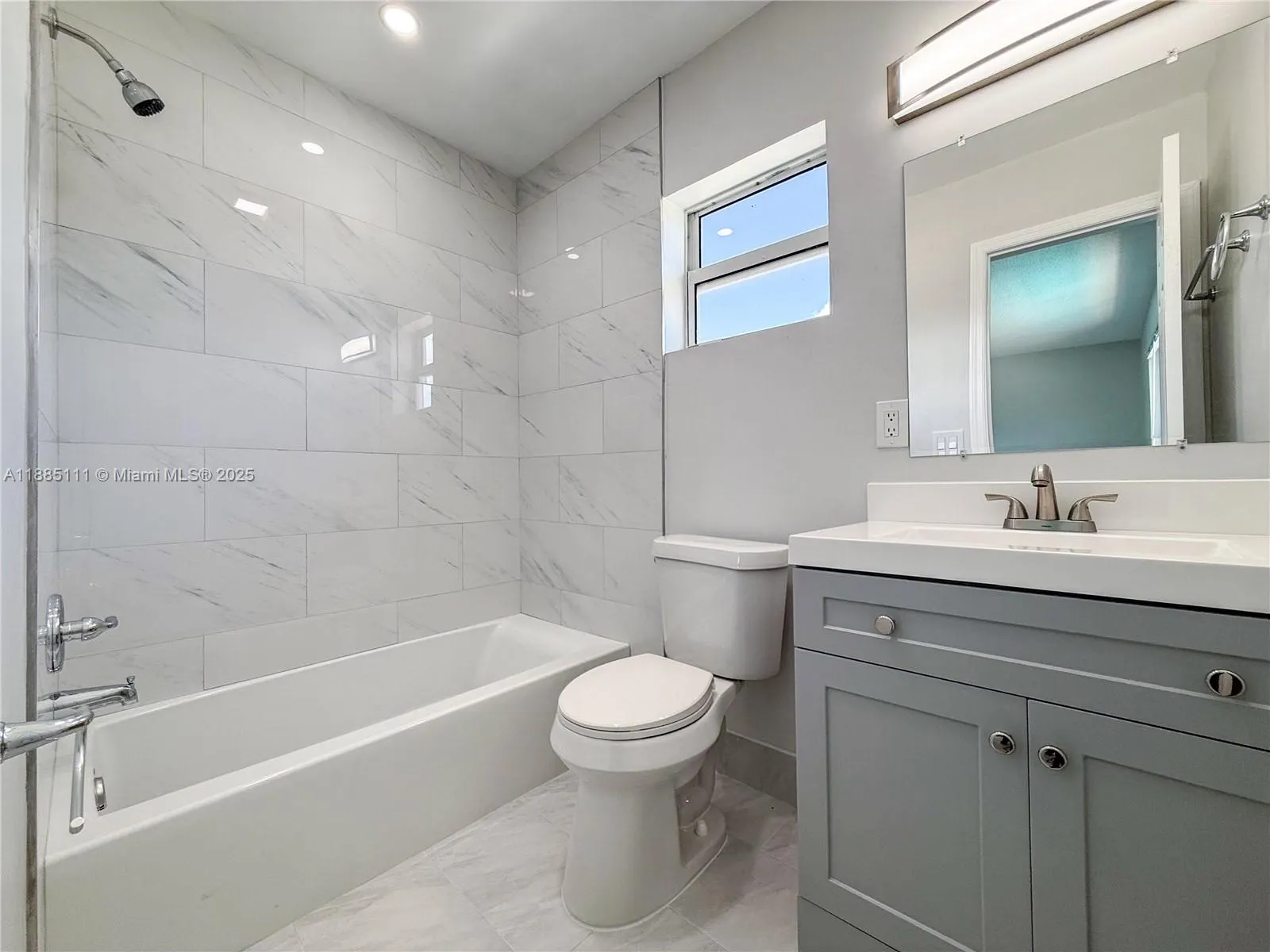 5621 NE 22nd Ave, #8