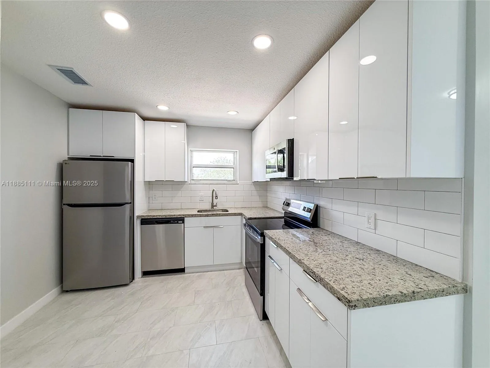 5621 NE 22nd Ave, #8