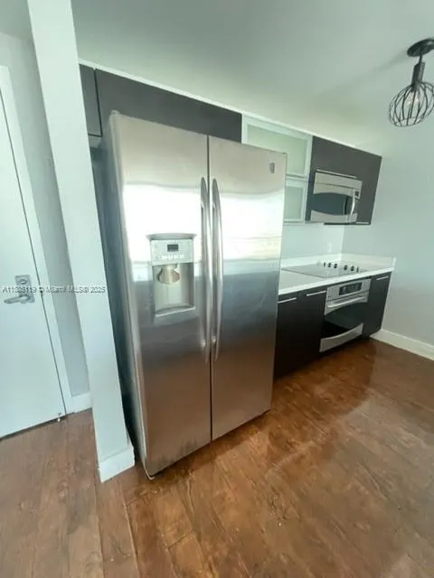 90 SW 3rd St, #4208