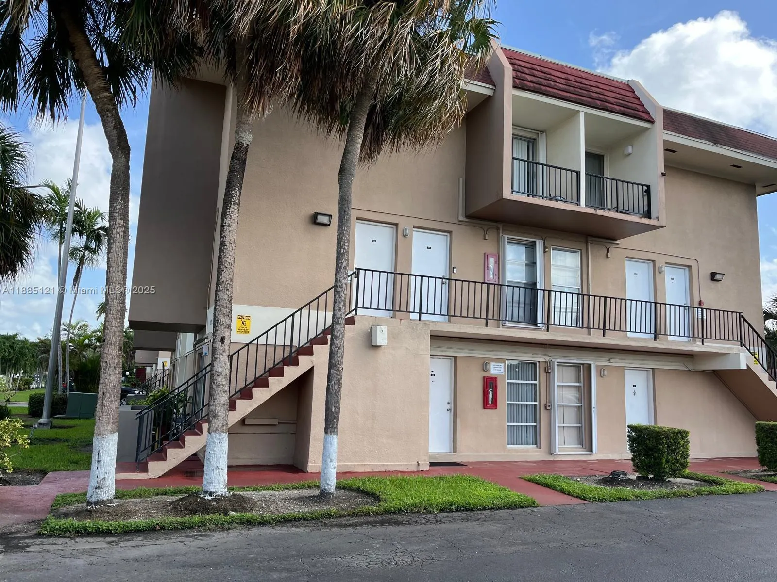 3901 SW 109th Ave, #8