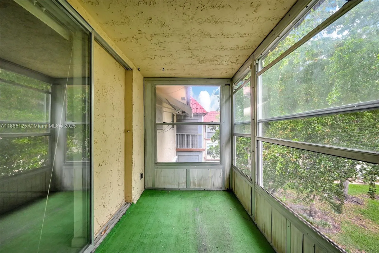 700 SE 6th Ave, #304