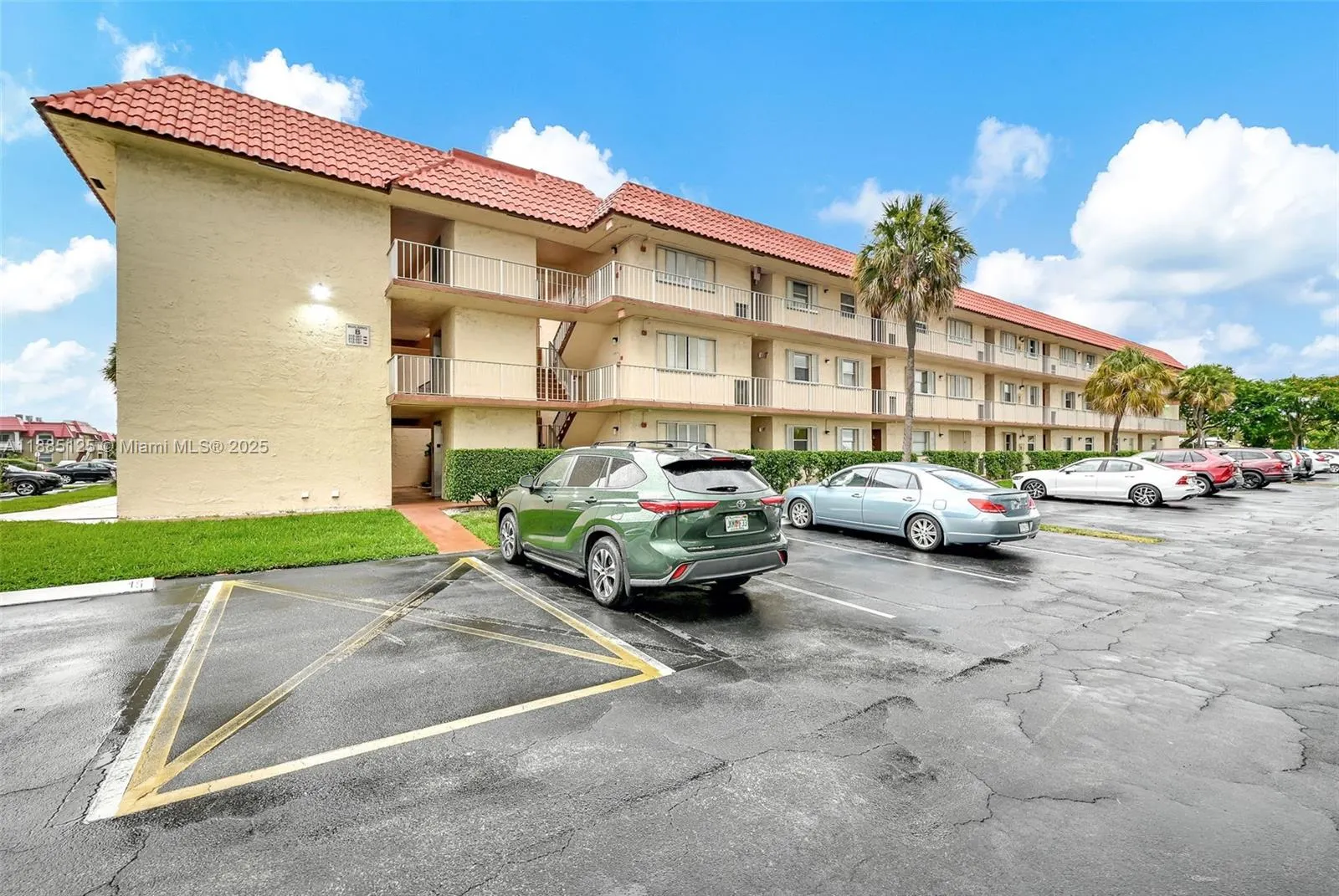 700 SE 6th Ave, #304