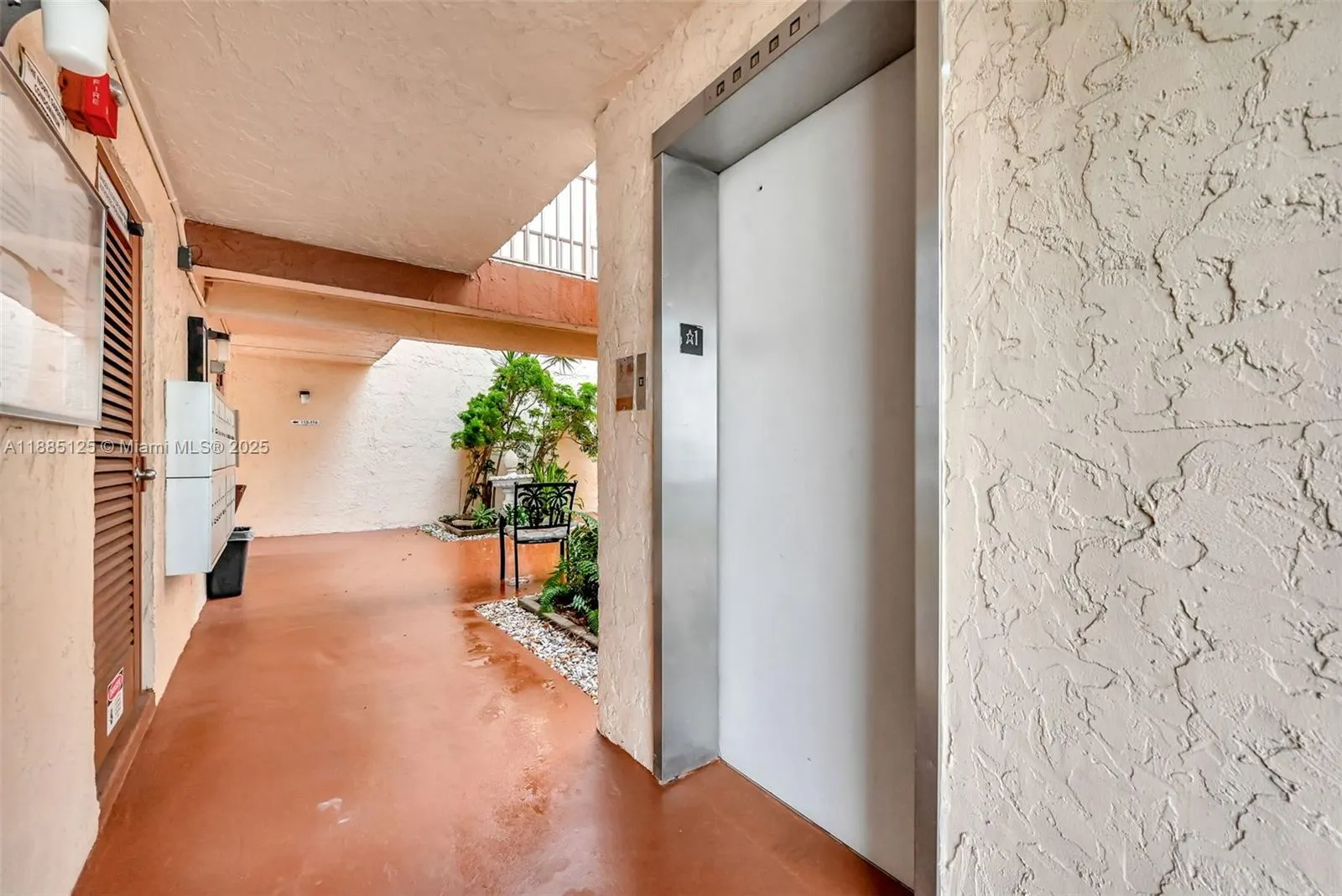 700 SE 6th Ave, #304