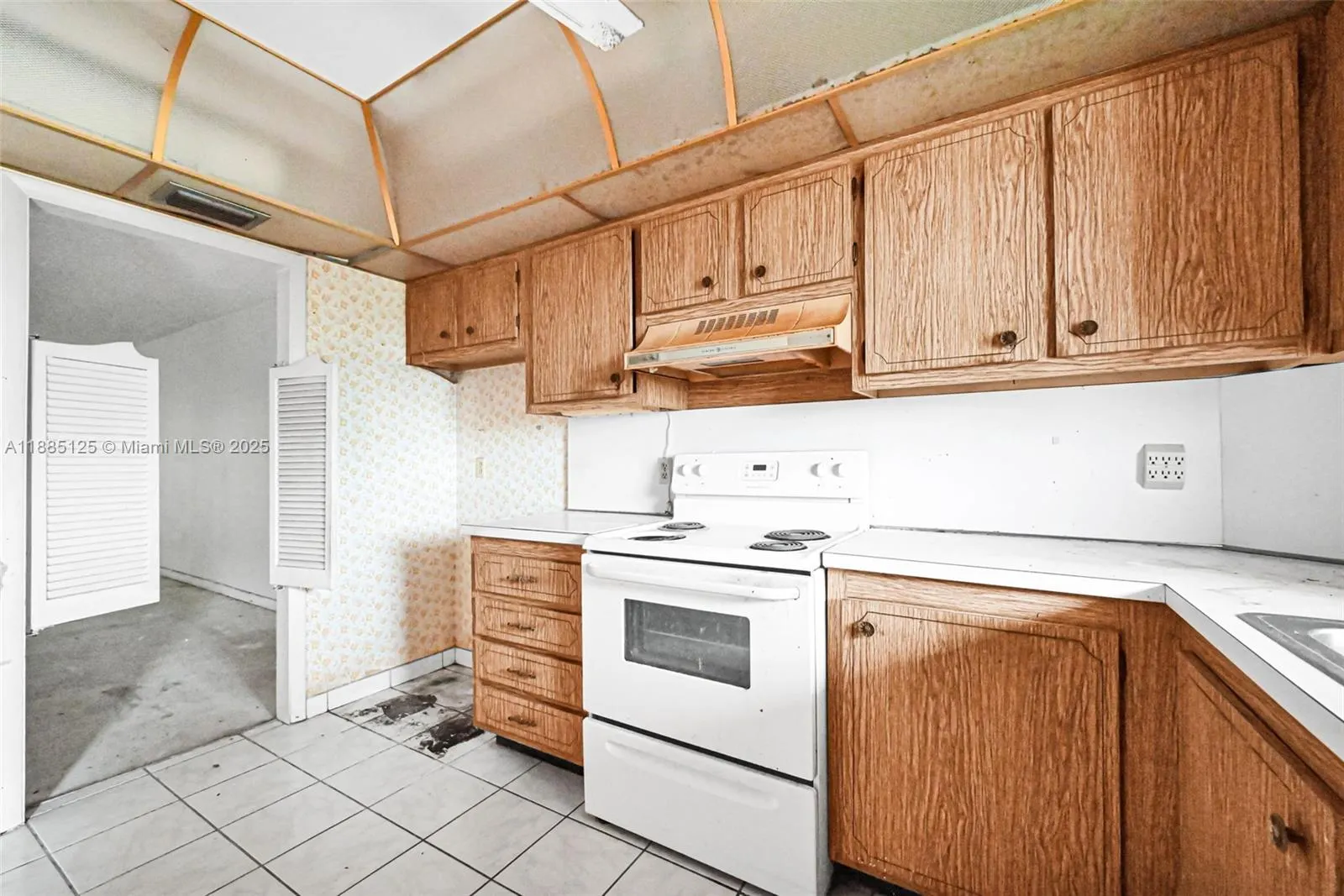 700 SE 6th Ave, #304