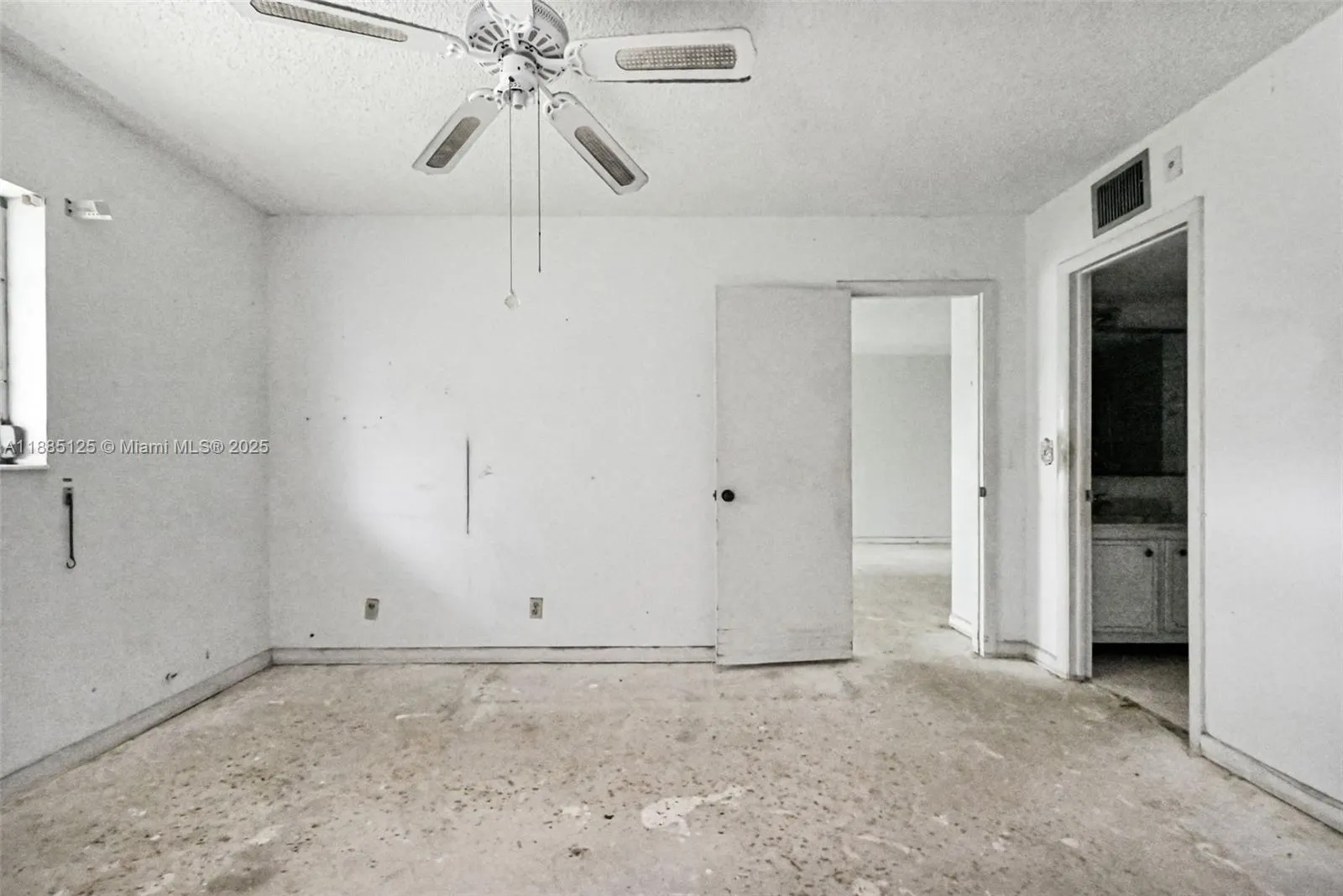 700 SE 6th Ave, #304