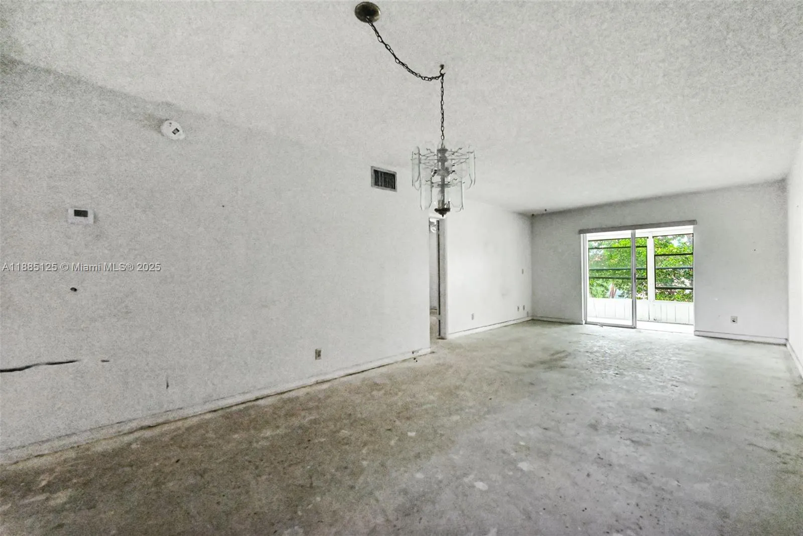700 SE 6th Ave, #304