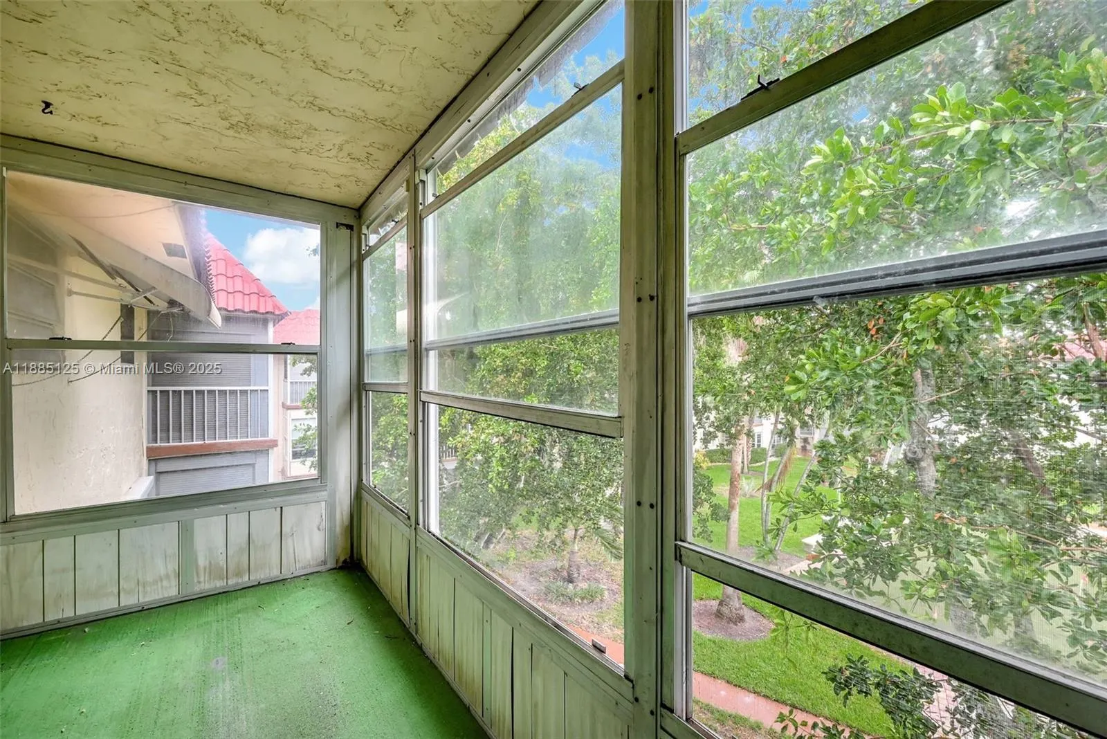 700 SE 6th Ave, #304