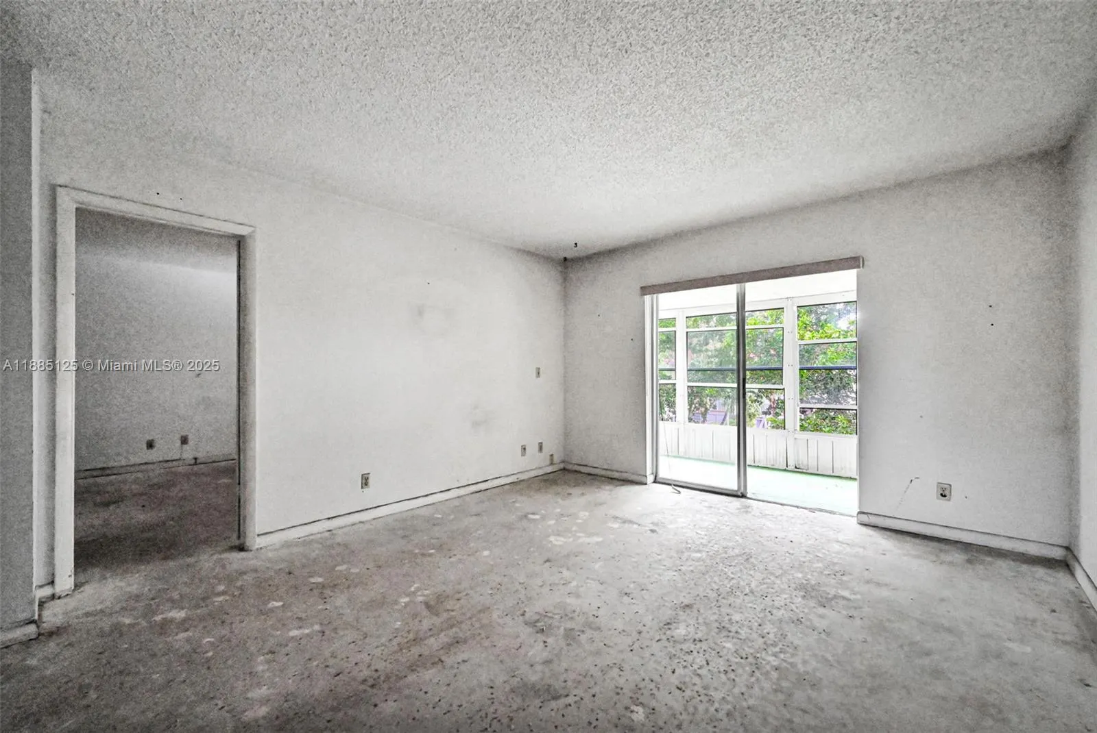 700 SE 6th Ave, #304