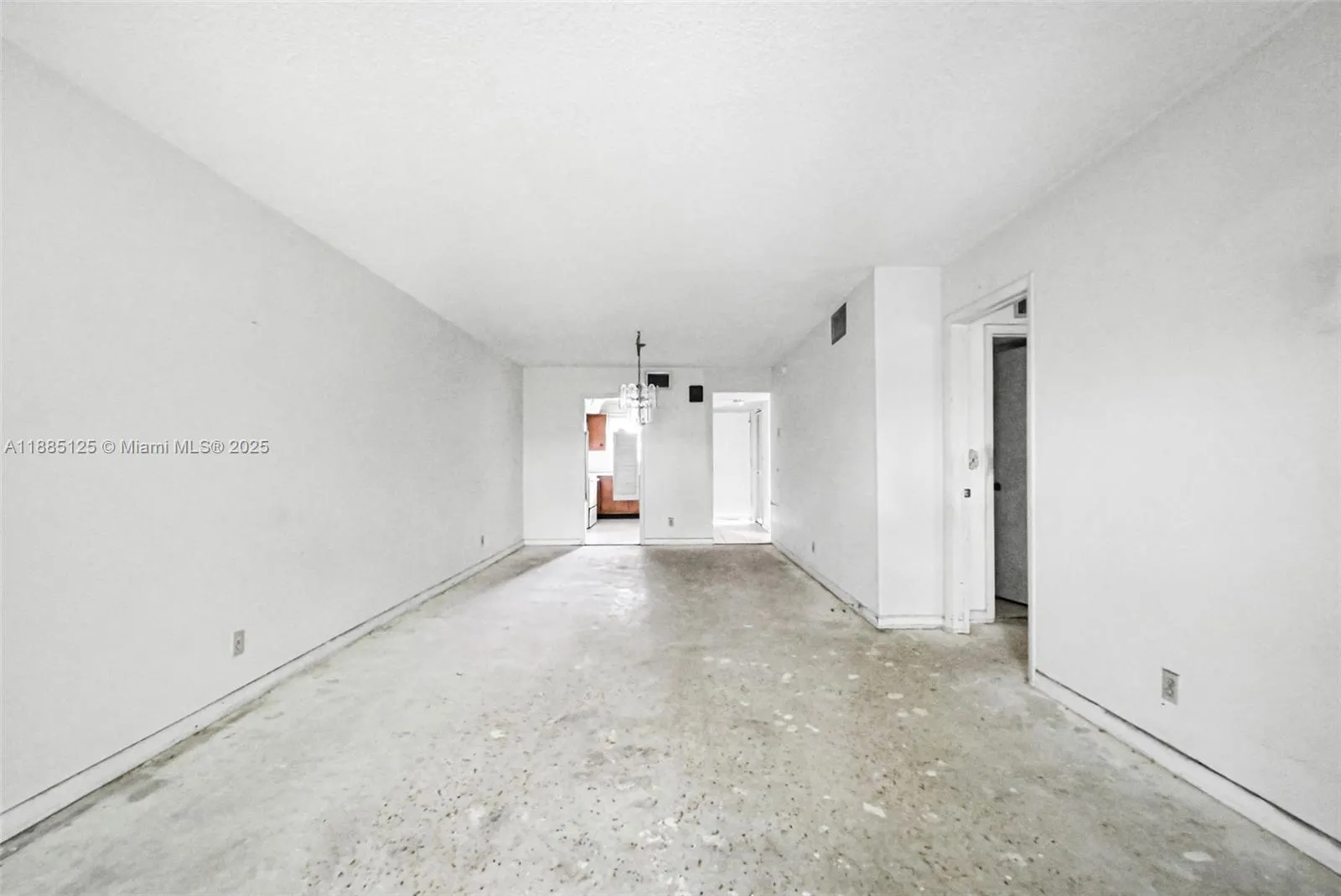 700 SE 6th Ave, #304