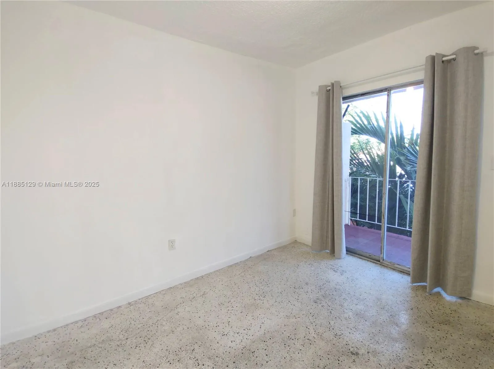 921 SW 7th St, #5