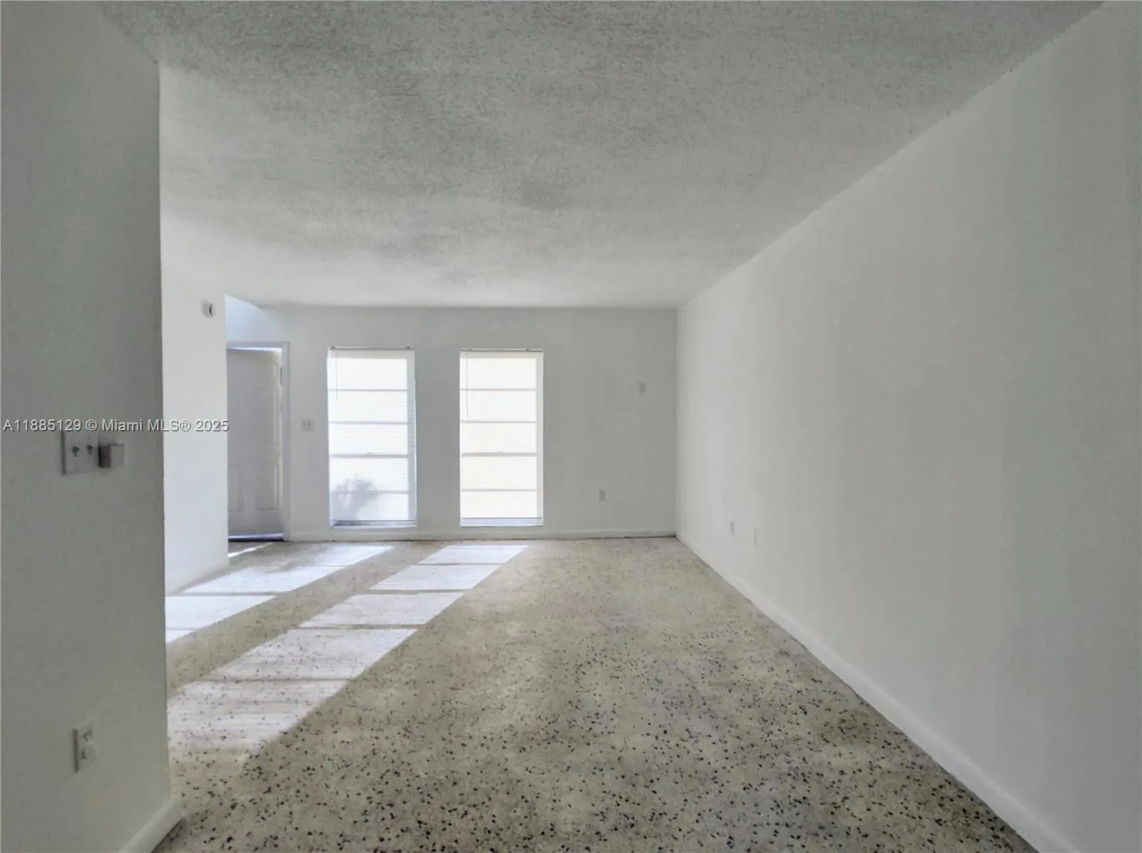 921 SW 7th St, #5