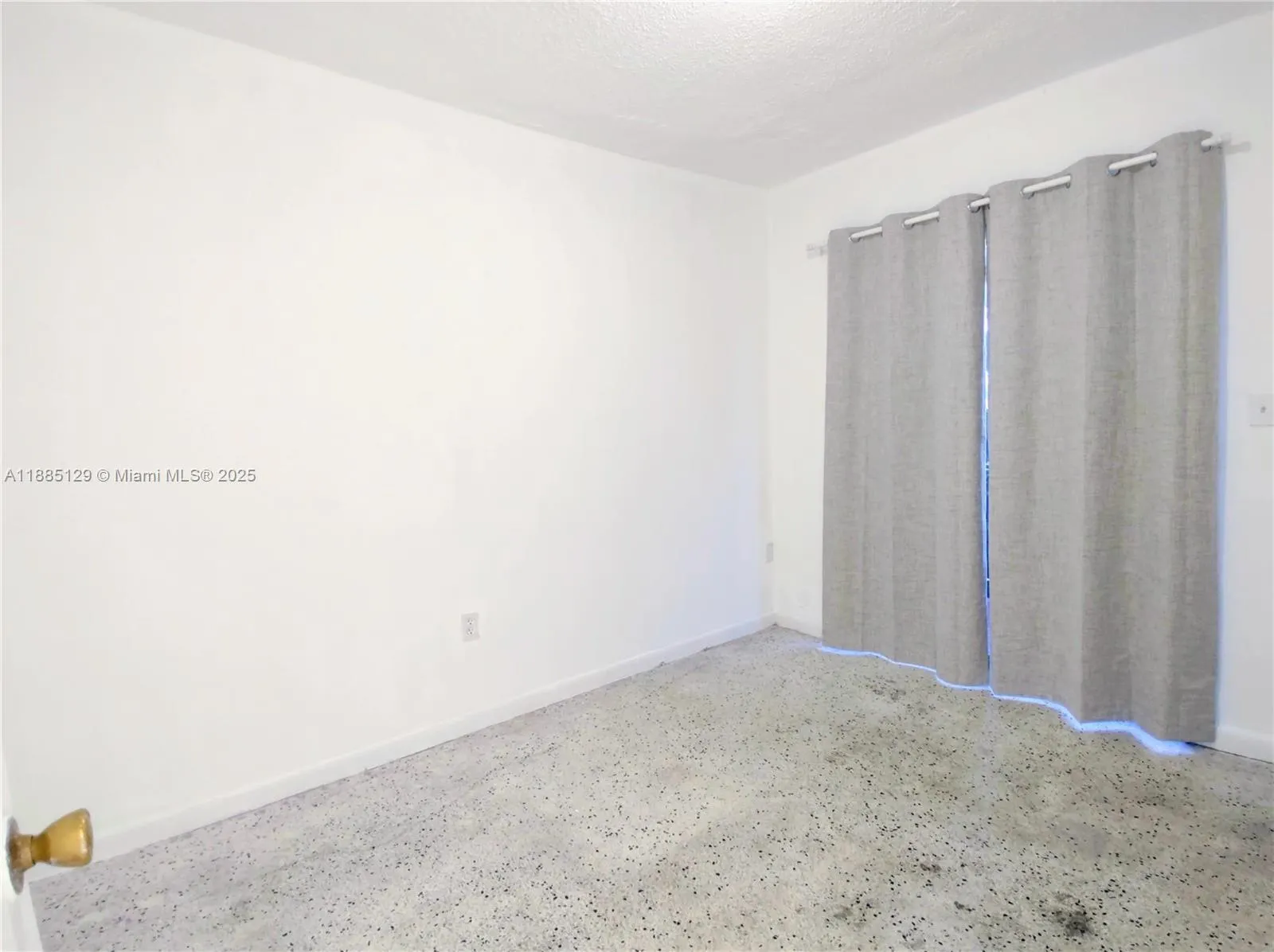 921 SW 7th St, #5