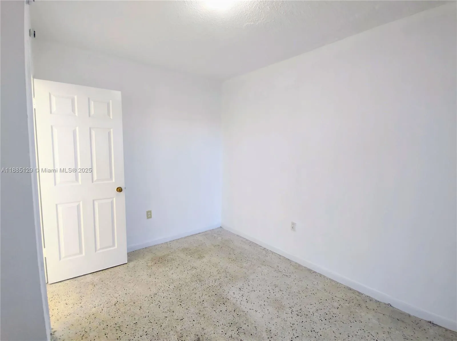 921 SW 7th St, #5