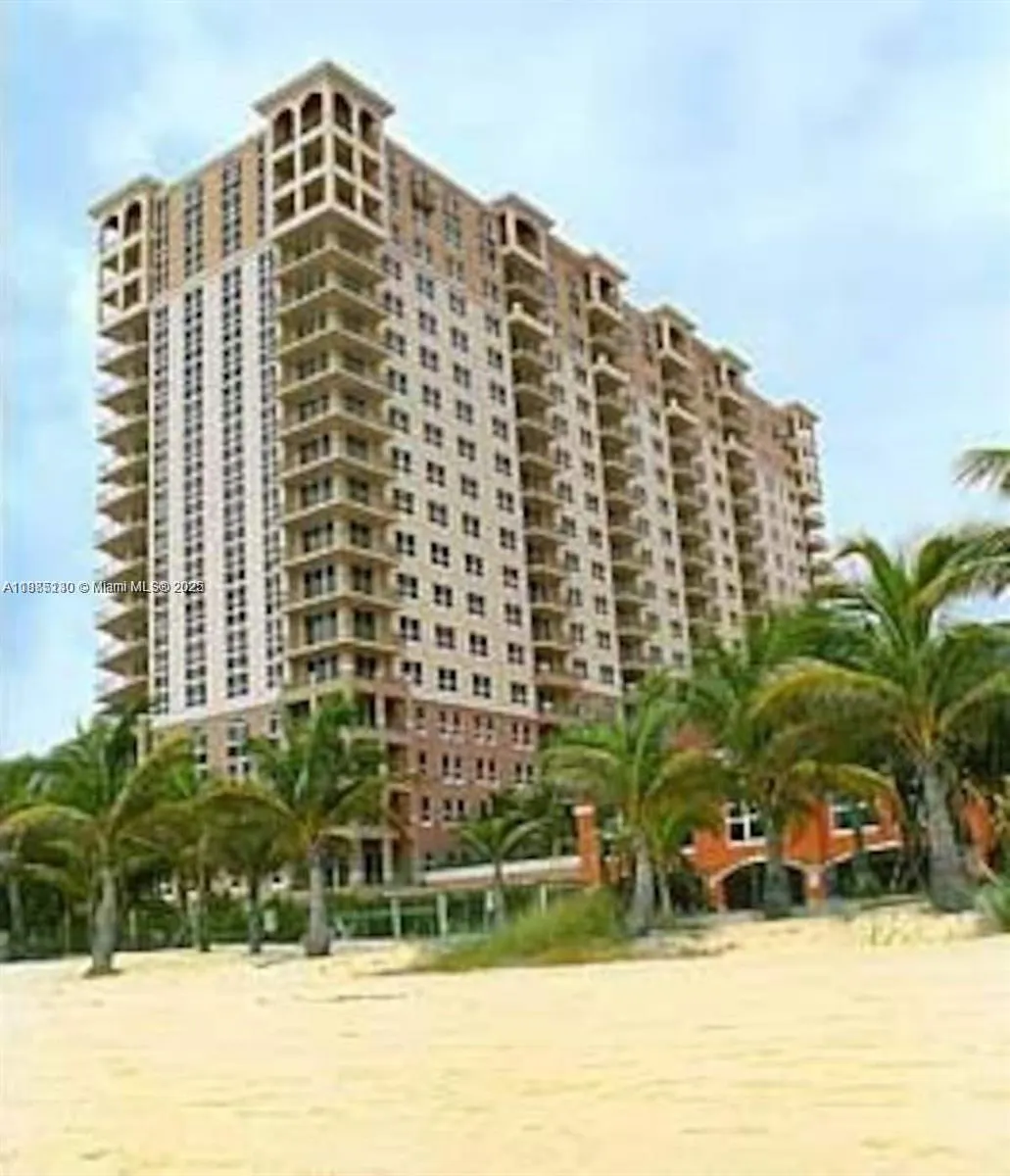 2080 S Ocean Dr, #1111