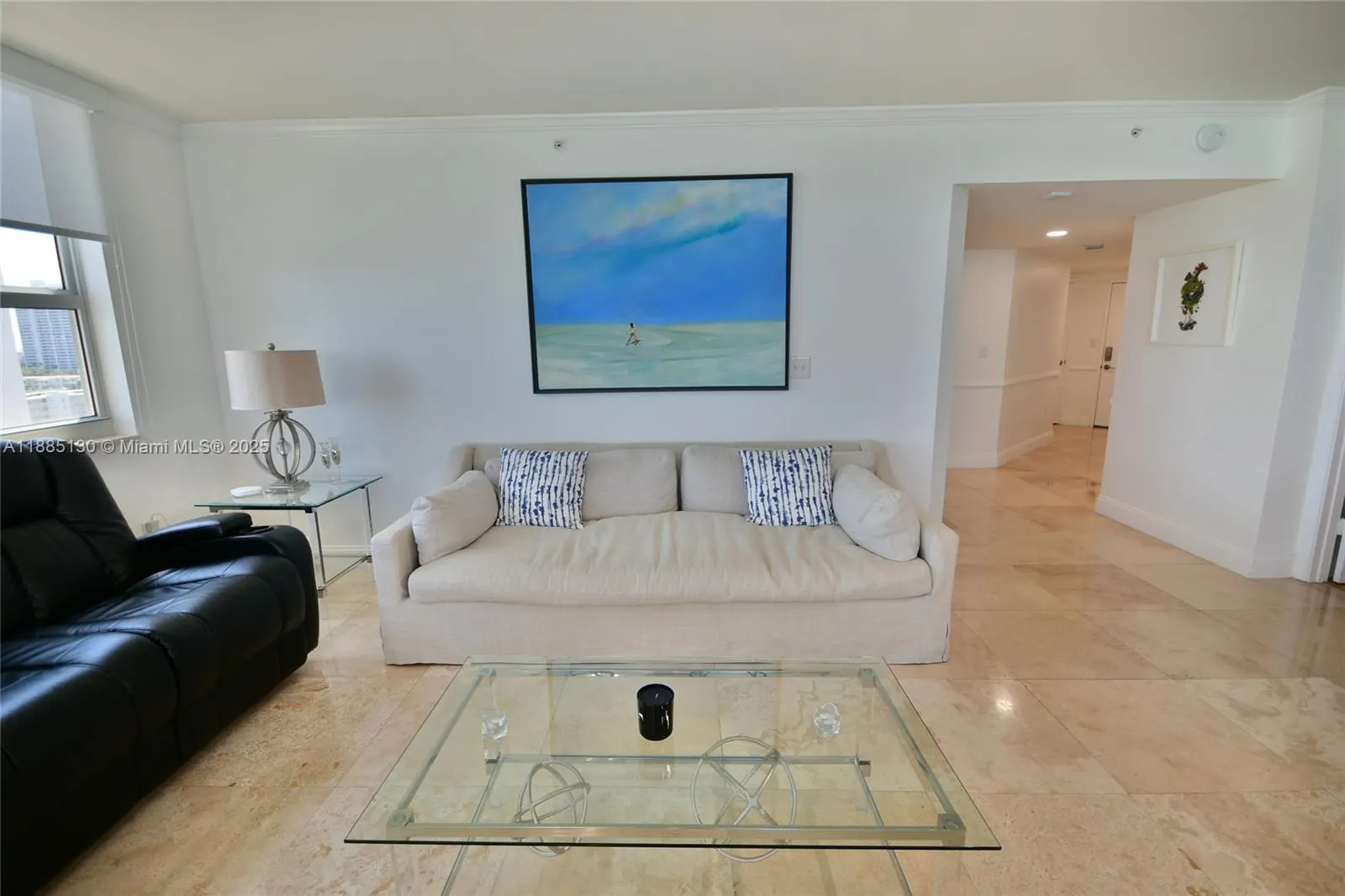 2080 S Ocean Dr, #1111