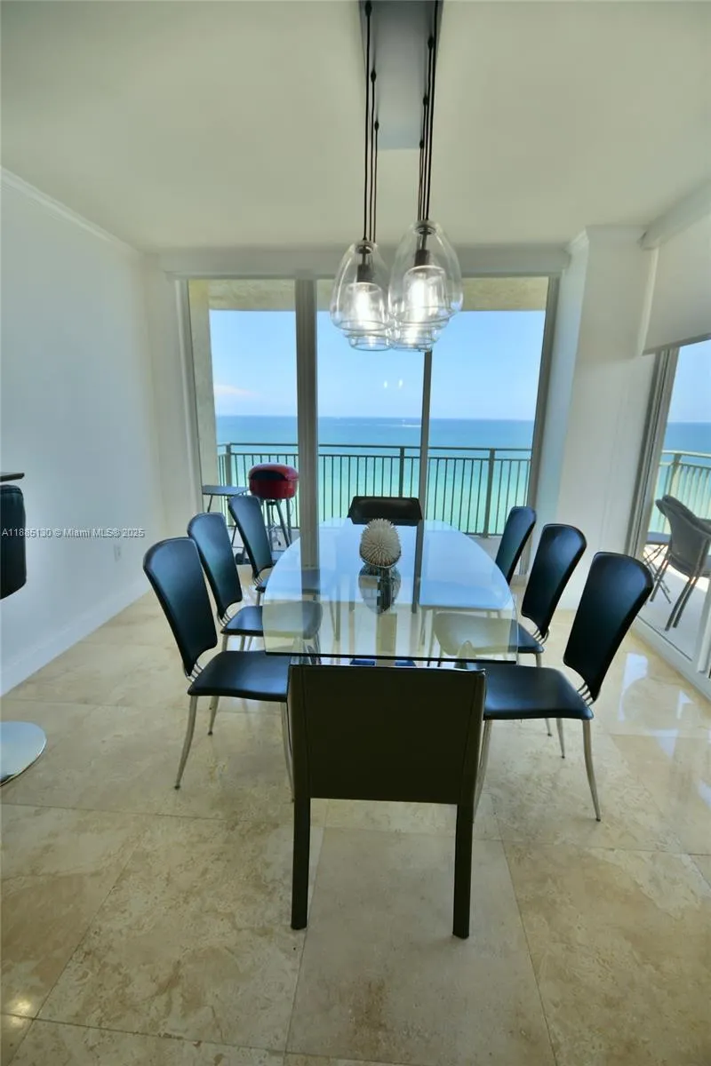 2080 S Ocean Dr, #1111