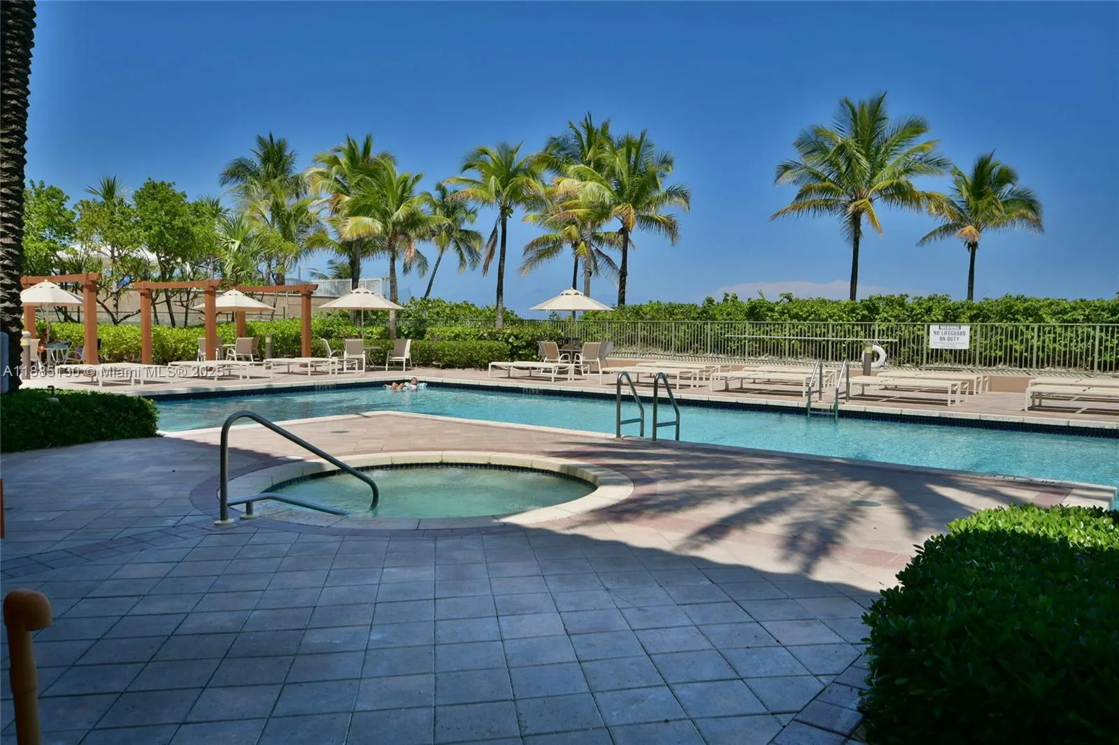 2080 S Ocean Dr, #1111