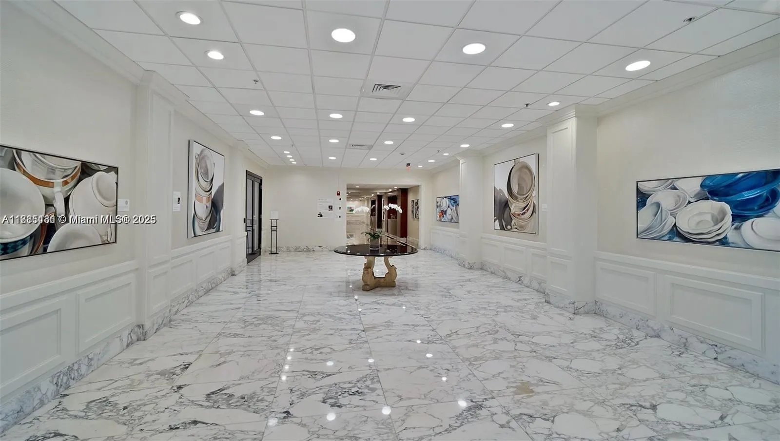 5600 Collins Ave, #5L