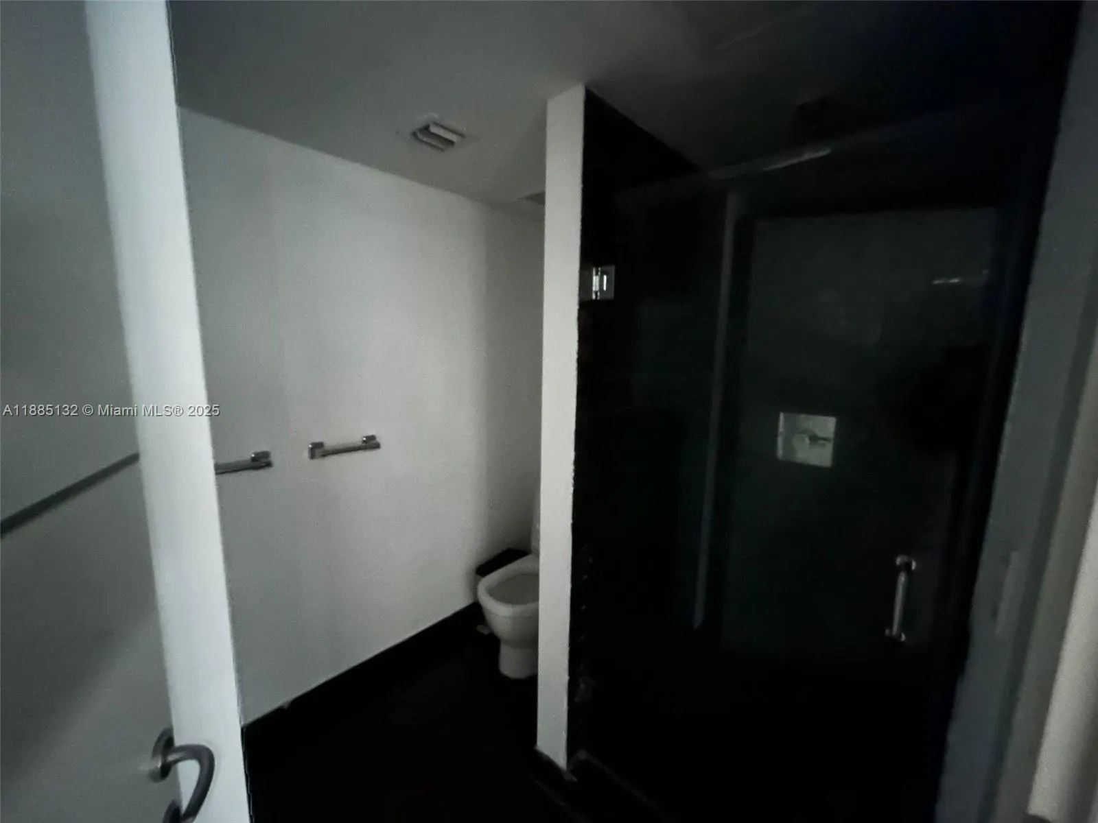 1560 Pennsylvania Ave, #211