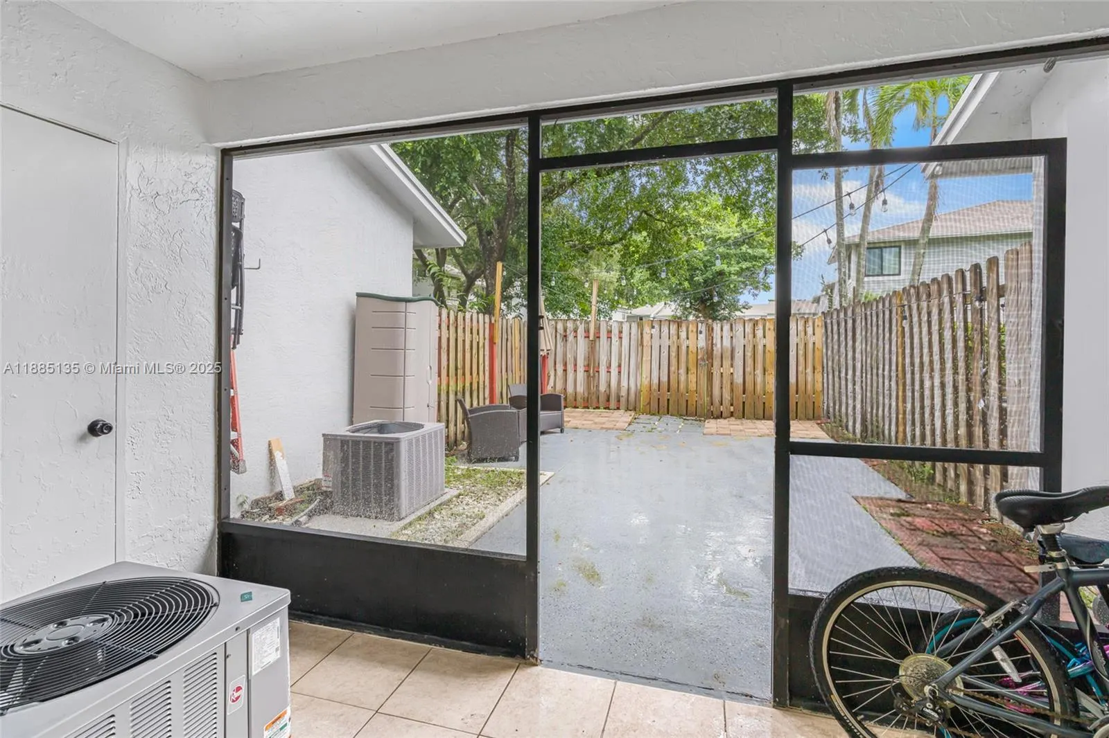 720 NW 105th Ter