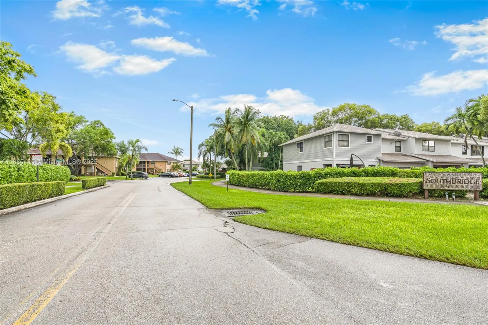 720 NW 105th Ter