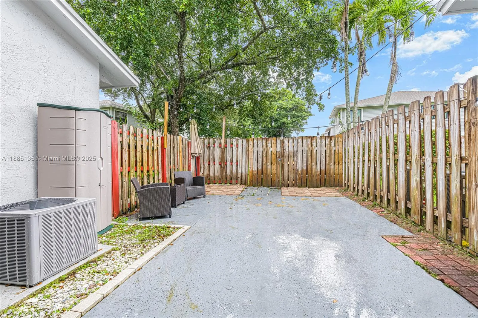 720 NW 105th Ter