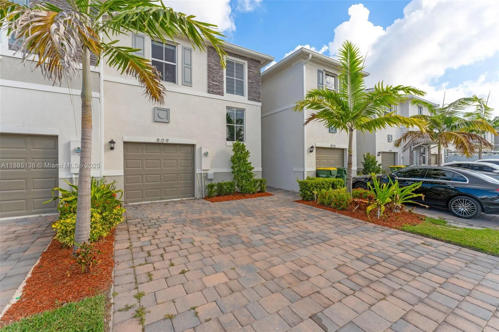809 SE 16th Ct