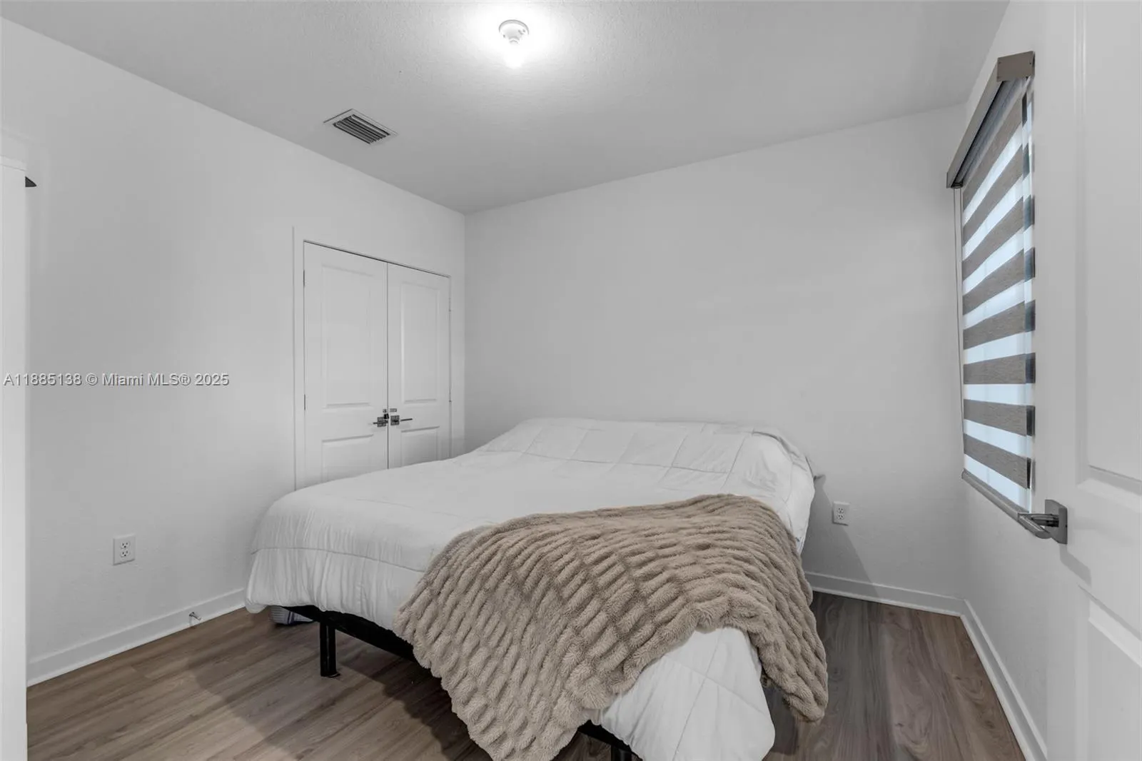 809 SE 16th Ct