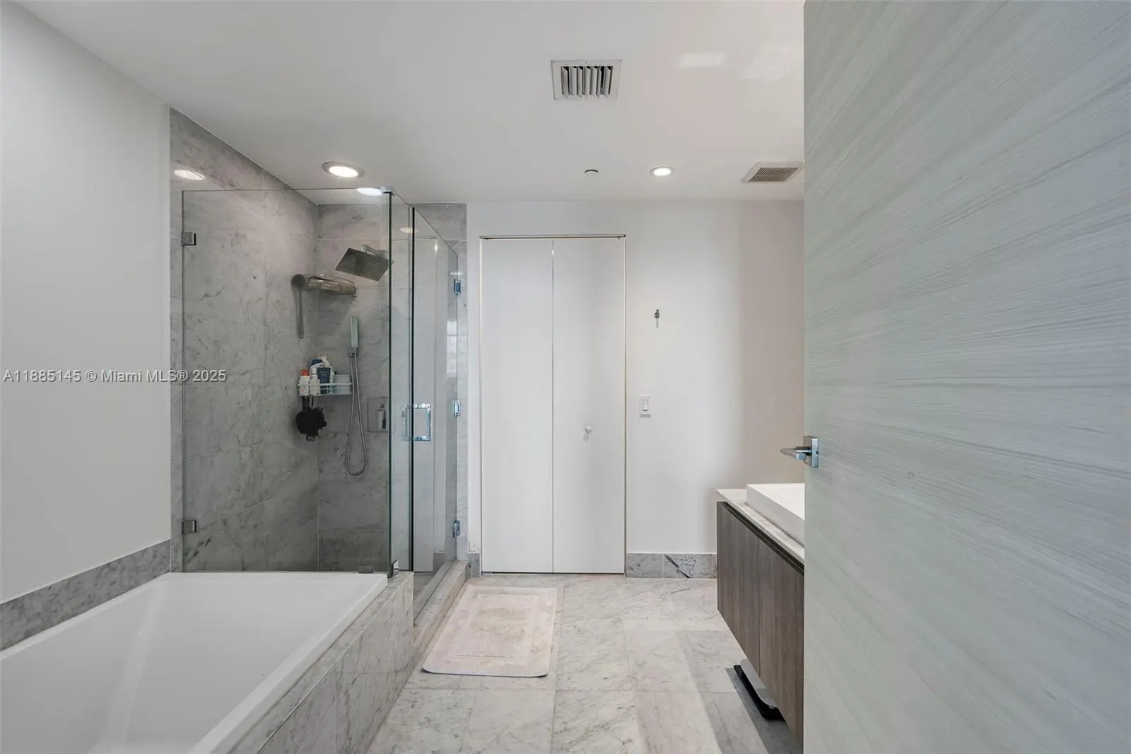 801 S Miami Ave, #2810