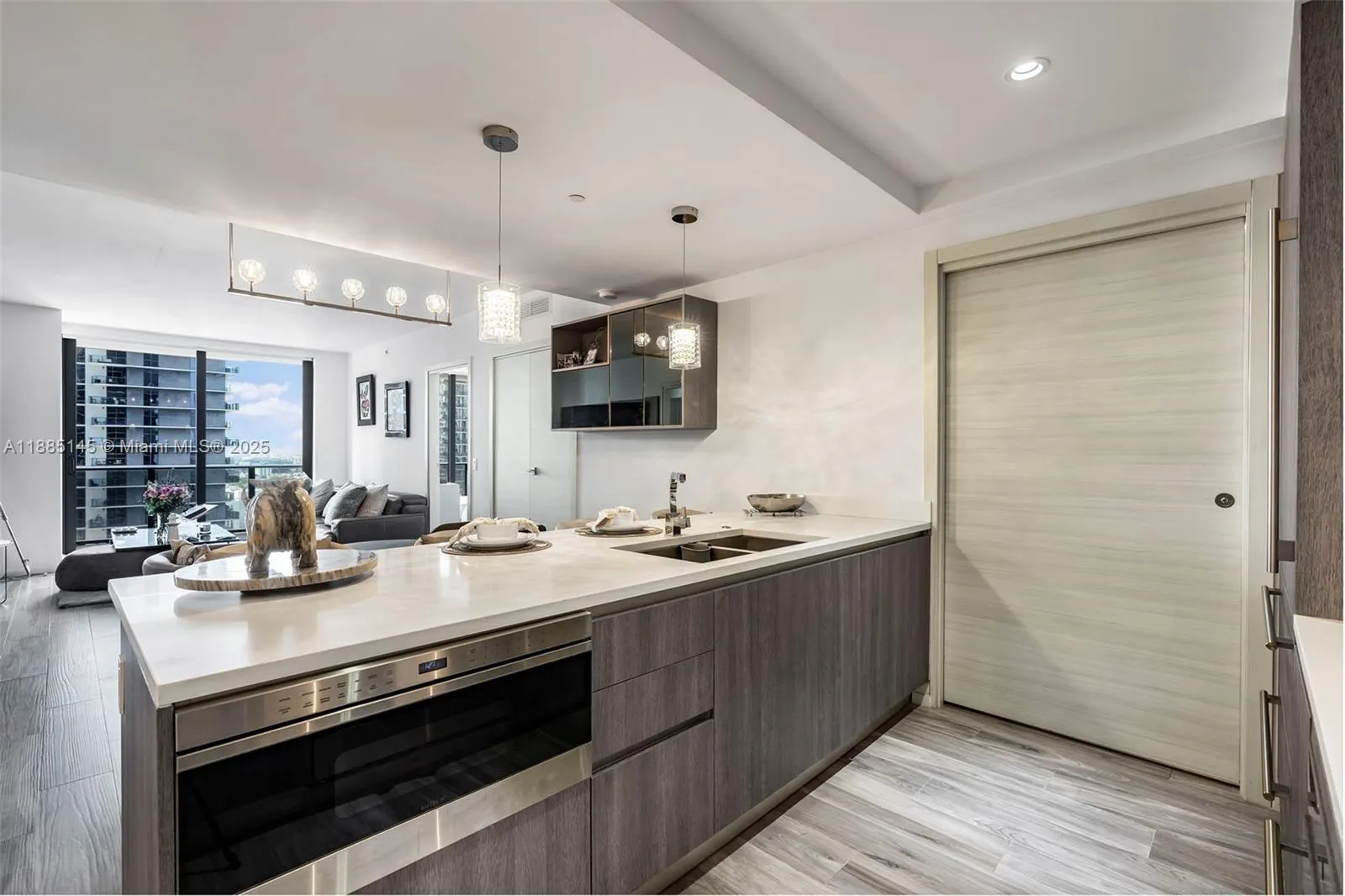 801 S Miami Ave, #2810