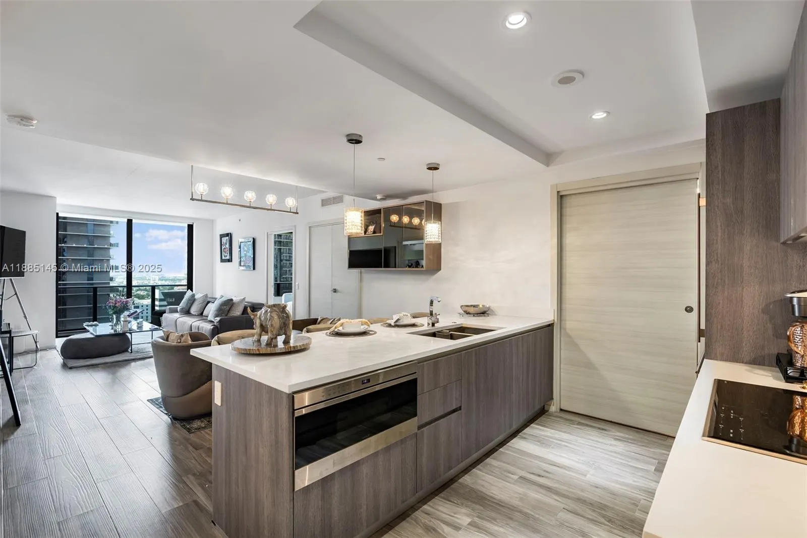 801 S Miami Ave, #2810