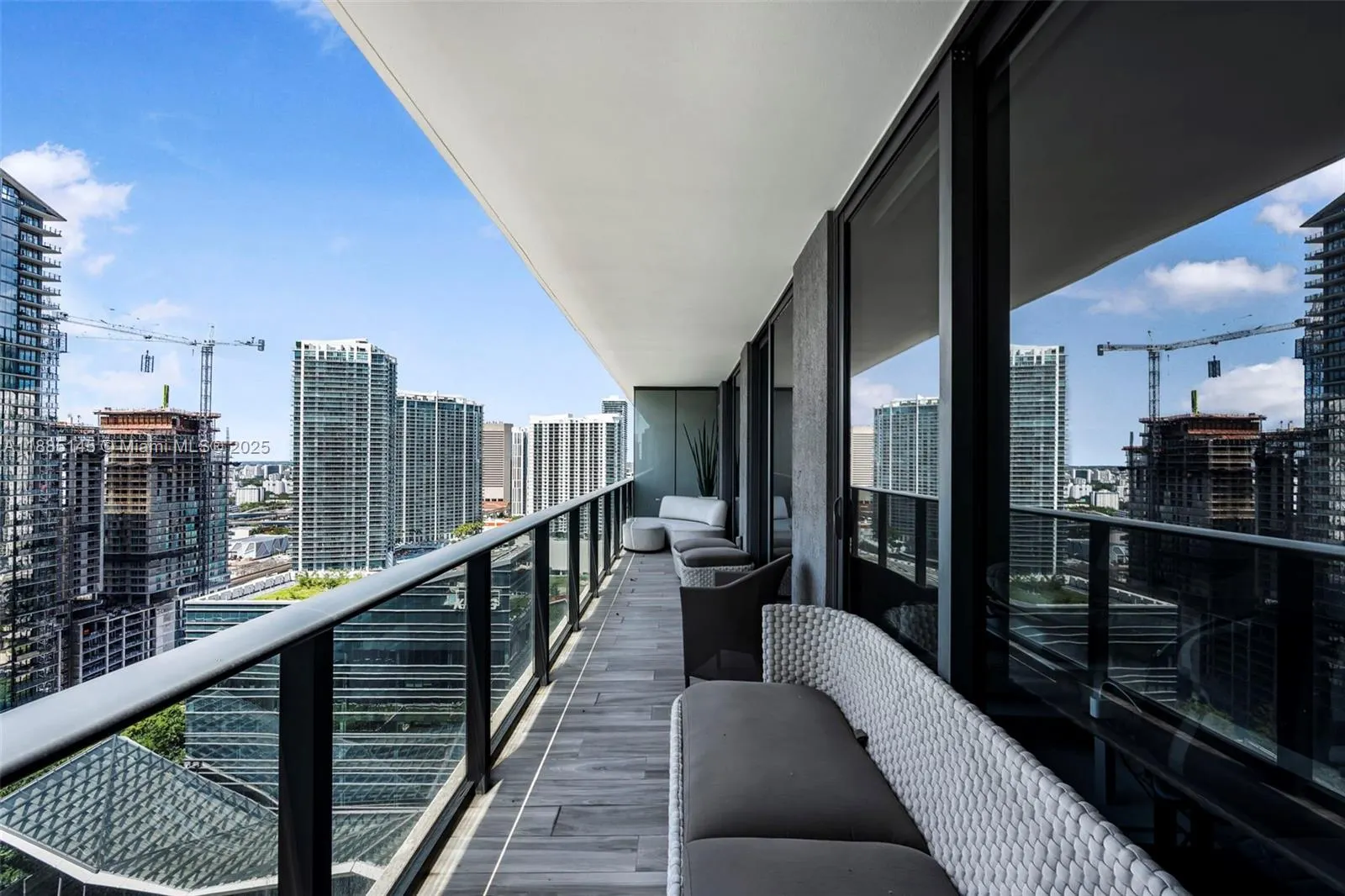801 S Miami Ave, #2810