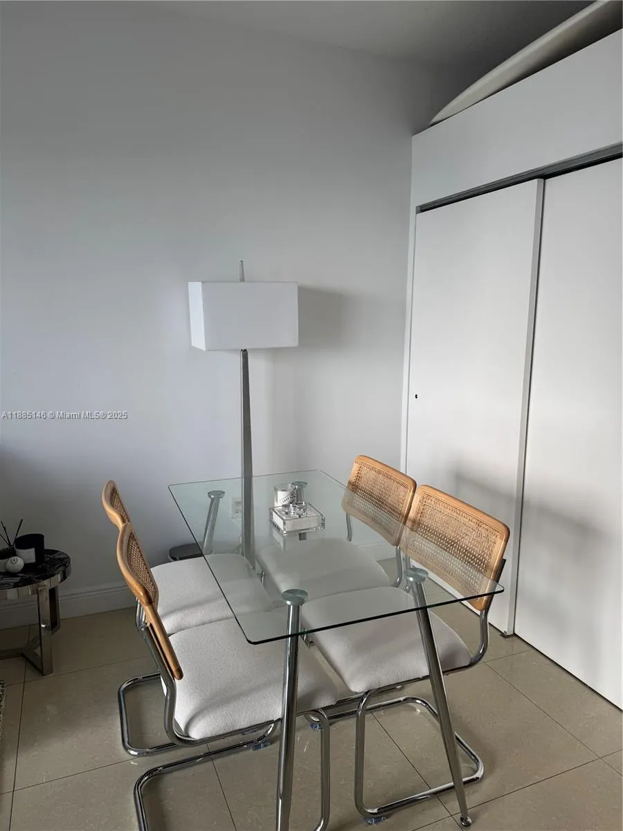 1050 Brickell Ave, #3104